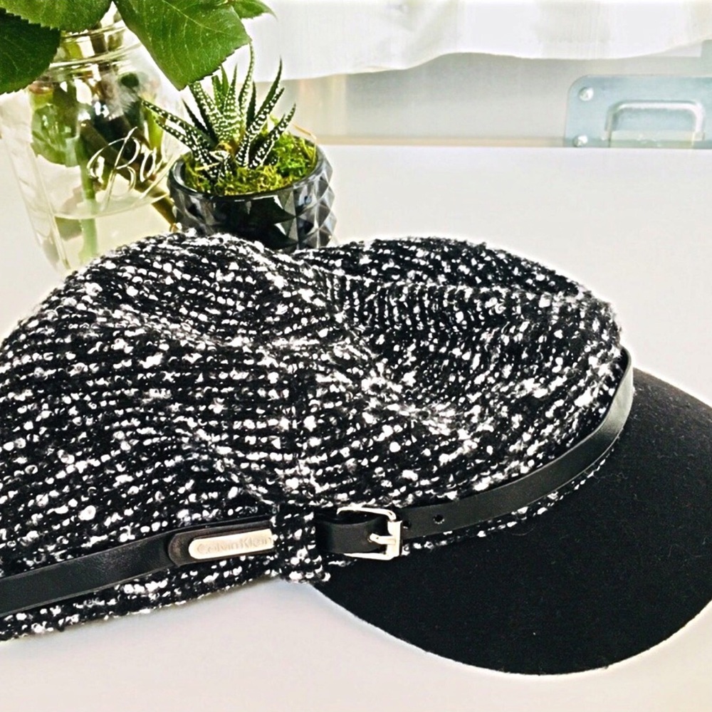 😍 CHIC Calvin Klein hat